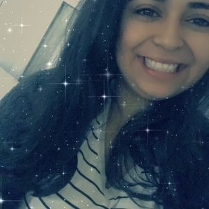 Meet your Posher, Alma